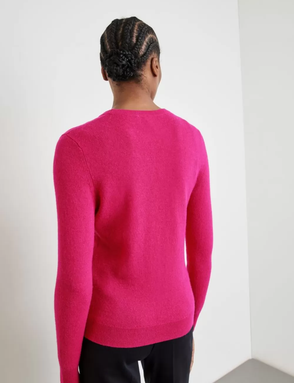 GERRY WEBER Sweter Z Dlugim Rekawem Z Pionowa Zaszewka I Domieszka Kaszmiru Flash Sale